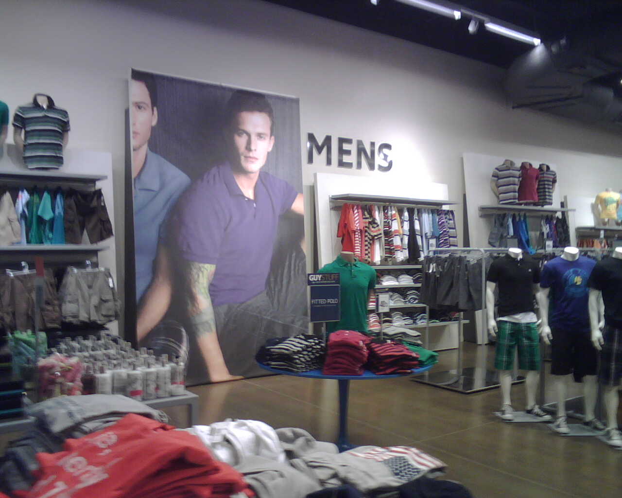 Old Navy: Of Marketing and Men | The Style Exchange